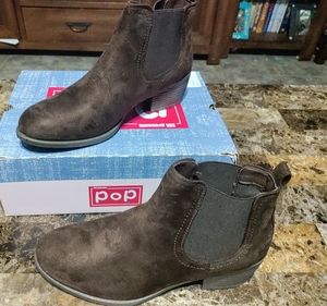 Pop Chocolate Suede Women's Boots New With Box Siz